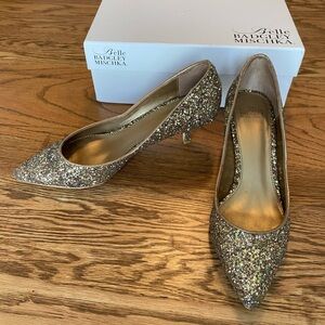 Belle Badgley Mischka Gold Glitter Shoes Size 8
